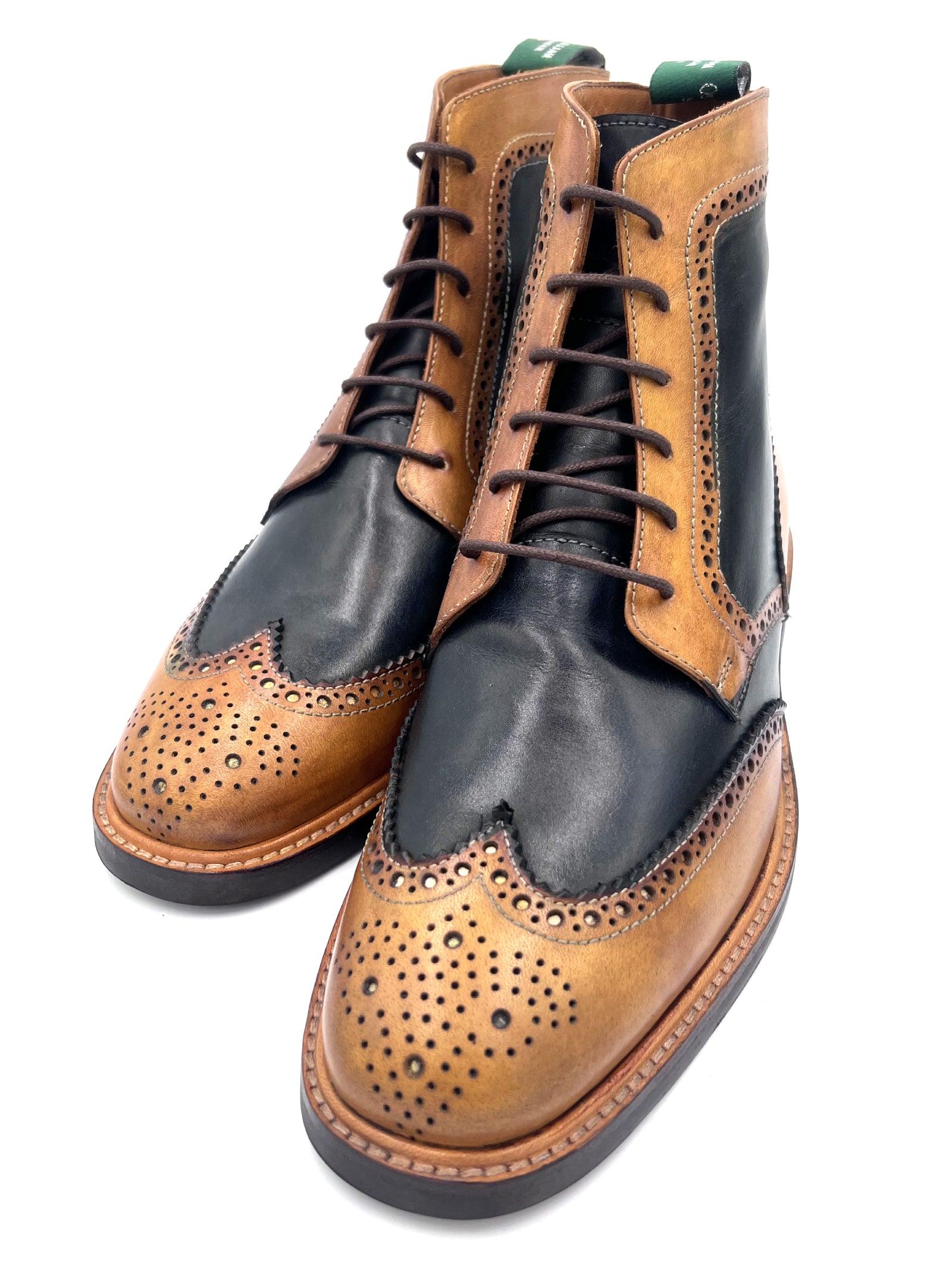 Oscar William Brogue Boots – Light Tan / Navy Blue Mix Patina