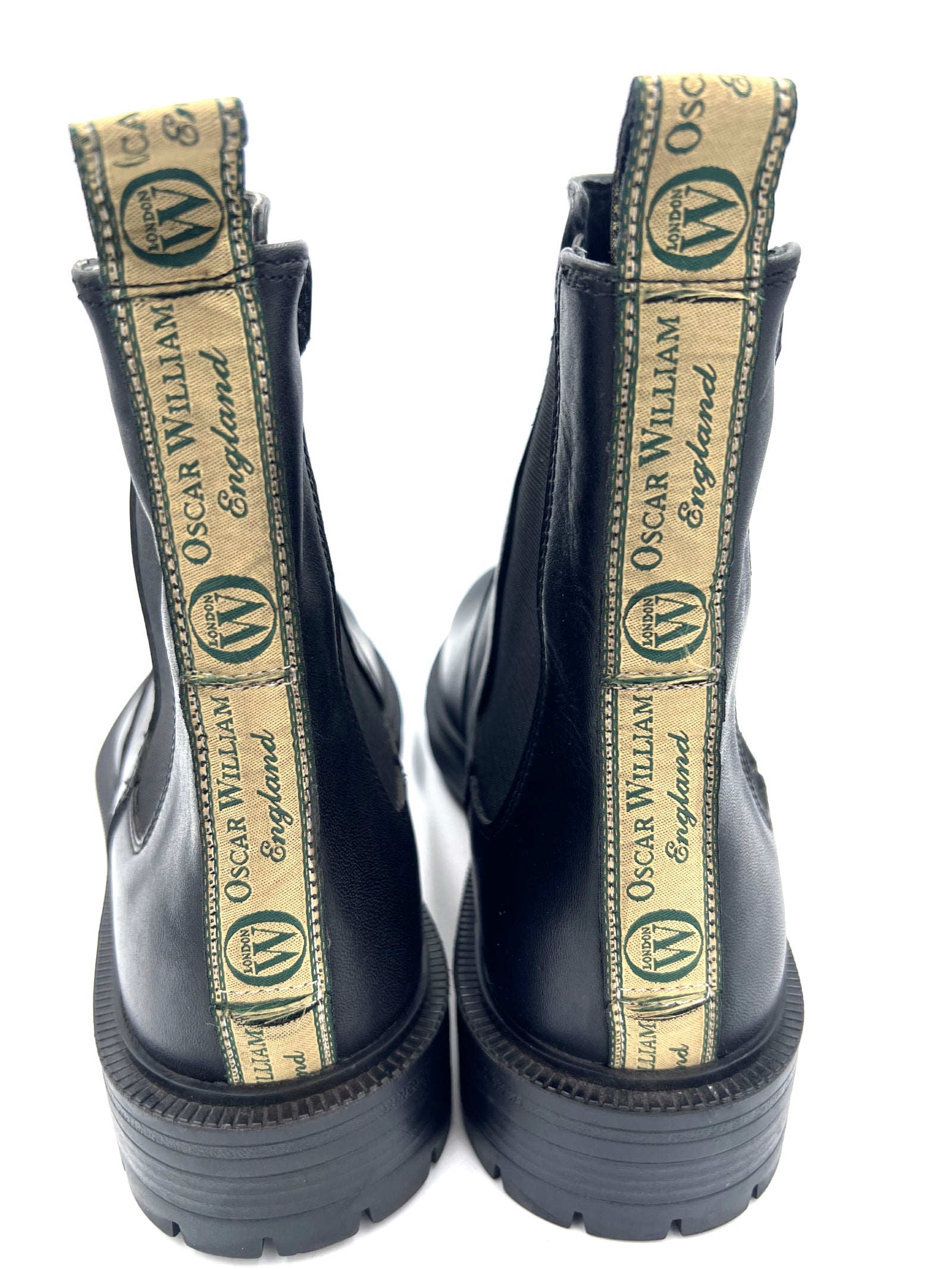 Black Chelsea Boots for Men | Leather Upper & Rubber Sole