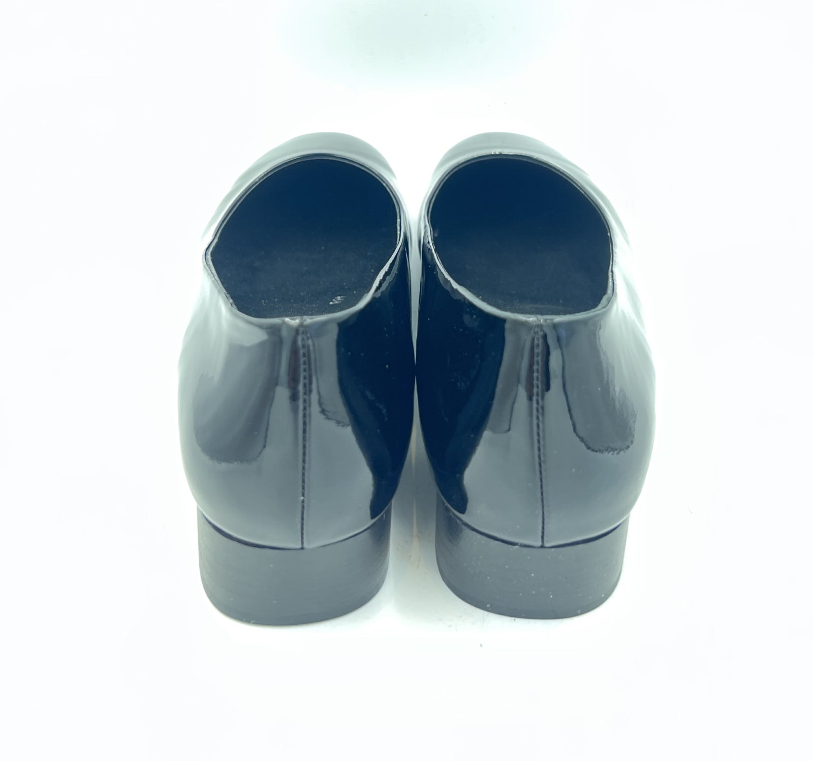 Oscar William Wholecut Pumps – High Shine Black